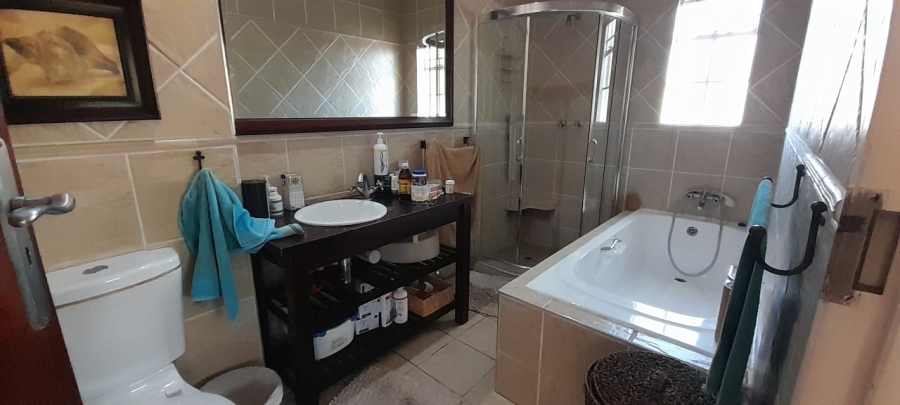 4 Bedroom Property for Sale in Irene Park North West